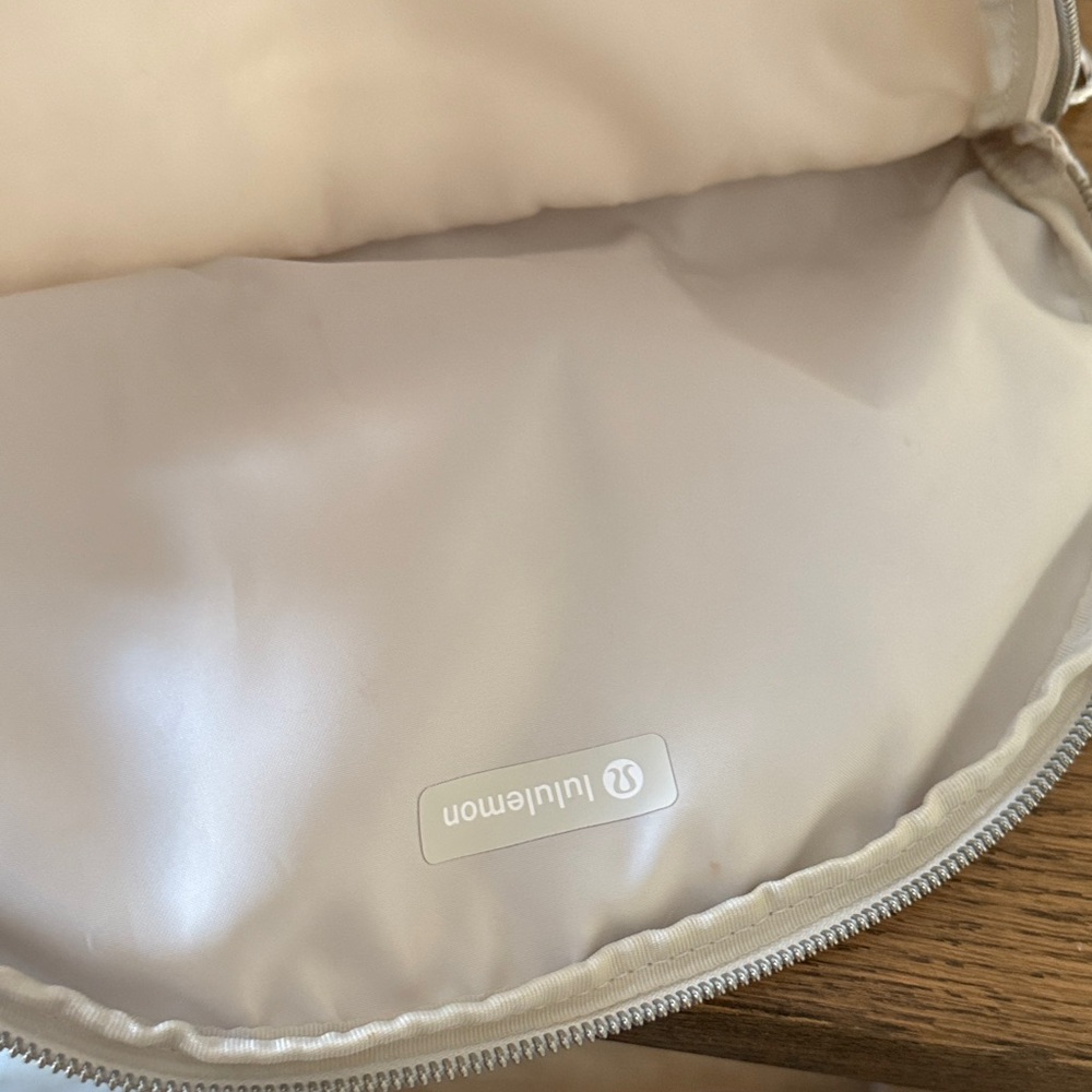 Lululemon All Night Festival White Crossbody Bag - Picture 9 of 12